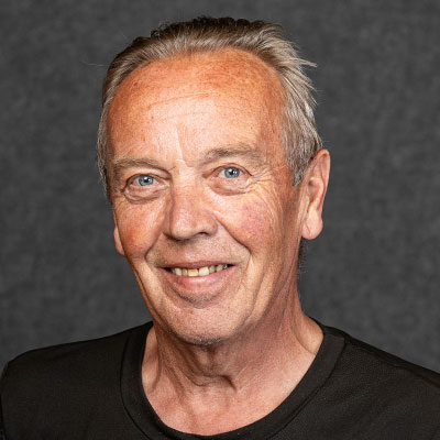 Viktor Kralj, hišni zdravnik